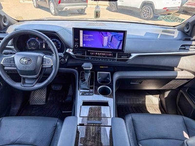 2025 Toyota Sienna Limited