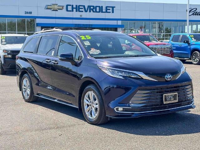 2025 Toyota Sienna Limited