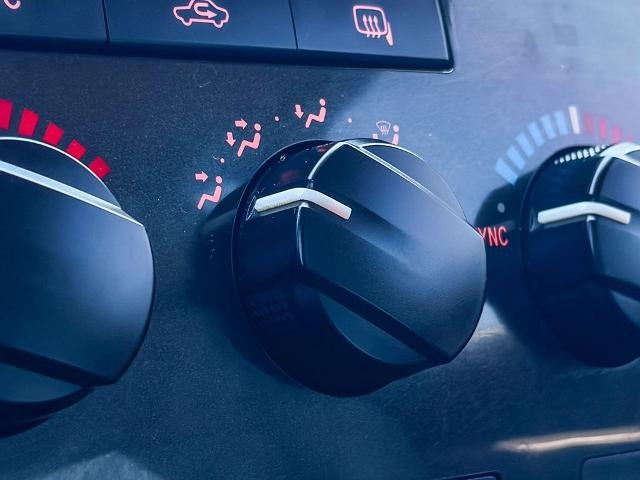 2013 Toyota Tundra 2WD Truck Reg Cab 4.0L V6 5-Spd AT (Natl)