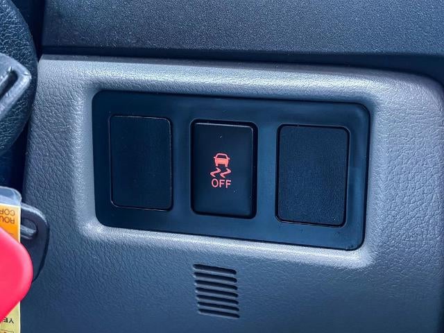 2013 Toyota Tundra 2WD Truck Reg Cab 4.0L V6 5-Spd AT (Natl)