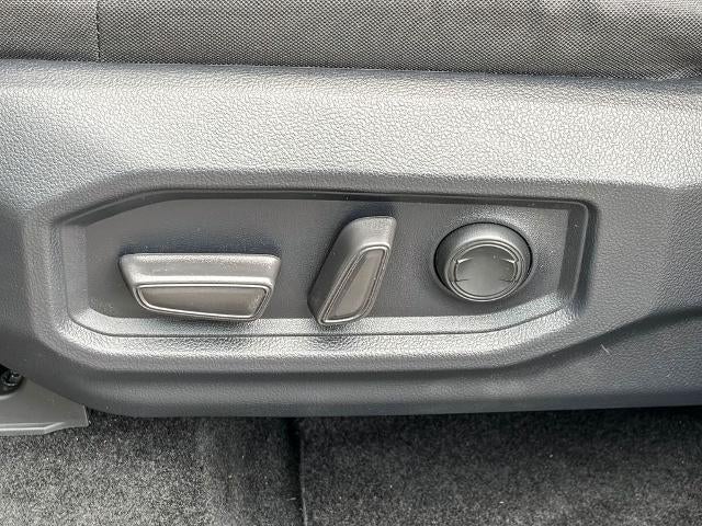 2025 Toyota Tundra 4WD SR