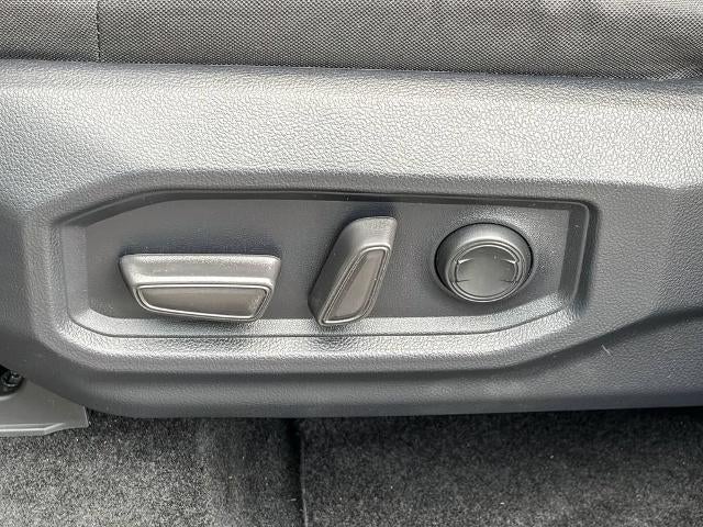 2025 Toyota Tundra 4WD SR