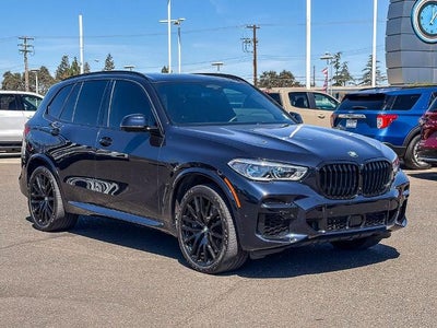 2023 BMW X5 M50i