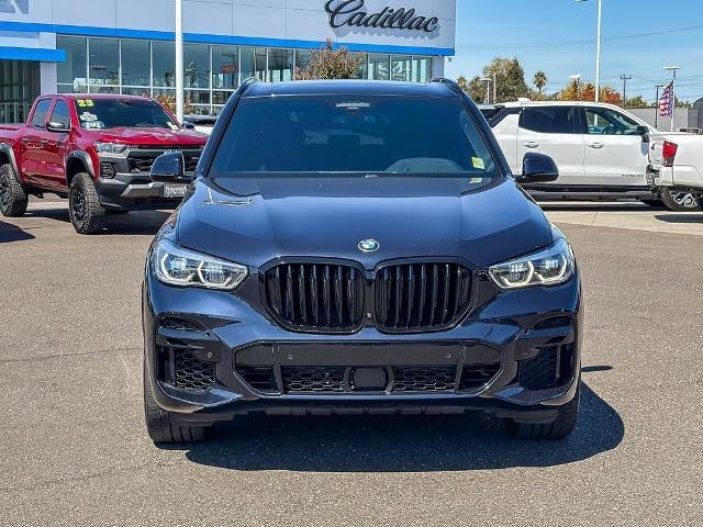 2023 BMW X5 M50i