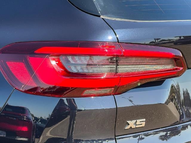 2023 BMW X5 M50i