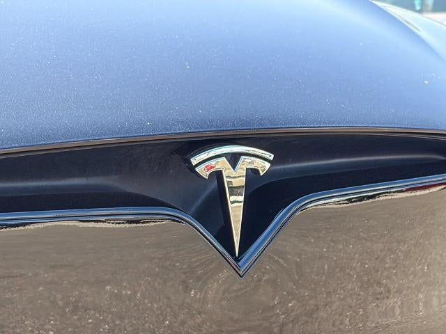 2023 Tesla Model X Base