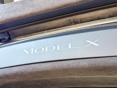 2023 Tesla Model X Base