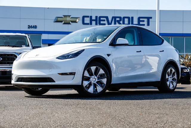 2024 Tesla Model Y