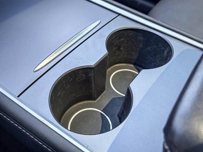 2023 Tesla Model Y Base