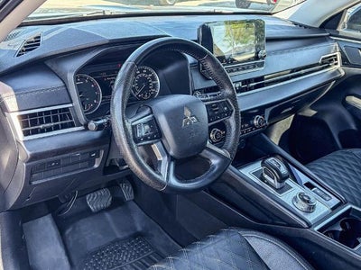 2022 Mitsubishi Outlander SEL