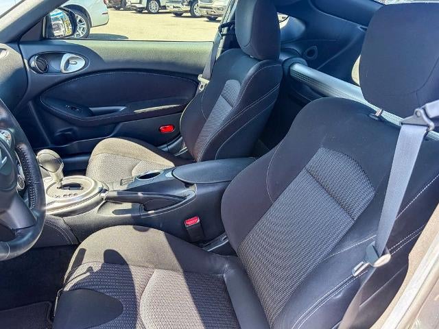 2016 Nissan 370Z Sport
