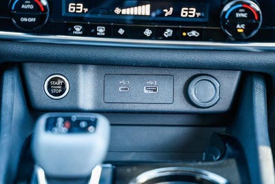 2023 Nissan Rogue SV FWD