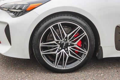 2022 Kia Stinger GT1