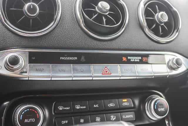 2022 Kia Stinger GT1