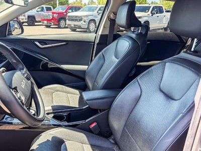 2023 Kia Niro Plug-In Hybrid SX Touring