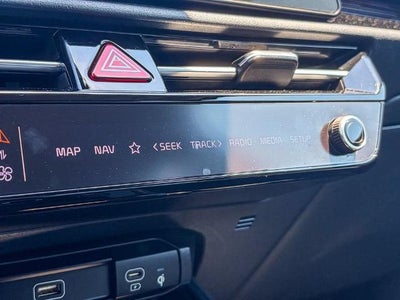 2023 Kia Niro Plug-In Hybrid SX Touring