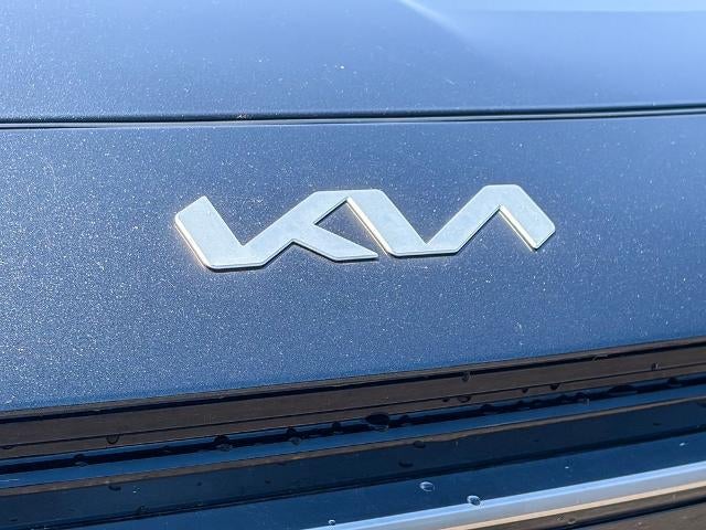 2023 Kia Niro Plug-In Hybrid SX Touring