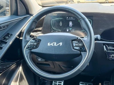 2023 Kia Niro Plug-In Hybrid SX Touring