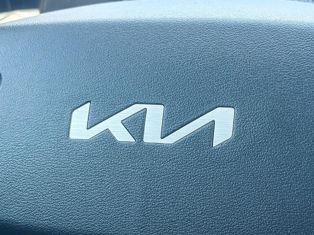 2023 Kia Niro Plug-In Hybrid SX Touring