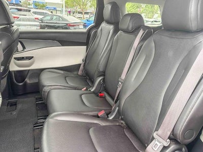 2024 Kia Carnival LX