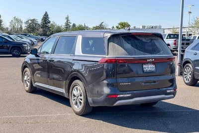 2024 Kia Carnival LX