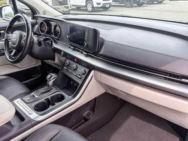 2024 Kia Carnival LX
