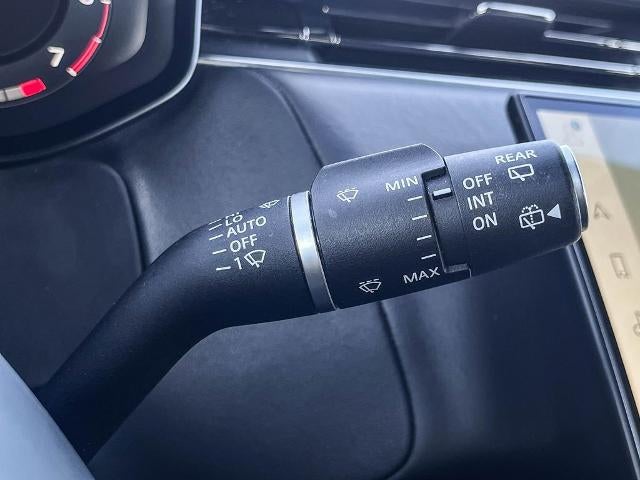 2023 Land Rover Range Rover Sport SE