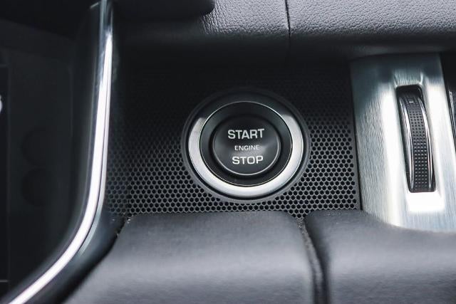 2022 Land Rover Range Rover Base