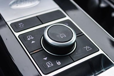 2022 Land Rover Range Rover Base