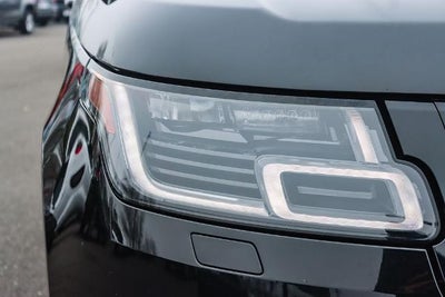 2022 Land Rover Range Rover Base