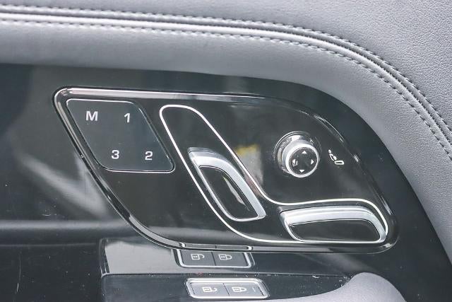 2022 Land Rover Range Rover Base