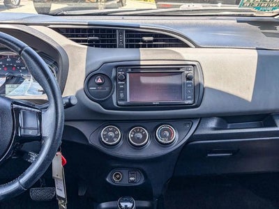 2017 Toyota Yaris SE