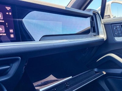 2024 Porsche Cayenne Base