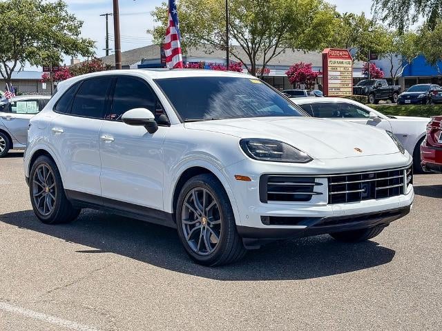 2024 Porsche Cayenne Base