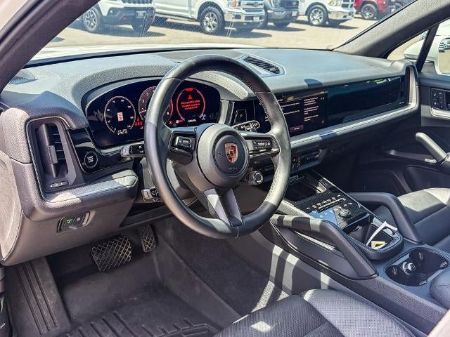 2024 Porsche Cayenne Base