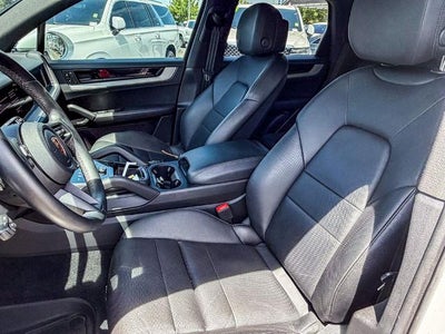 2024 Porsche Cayenne Base
