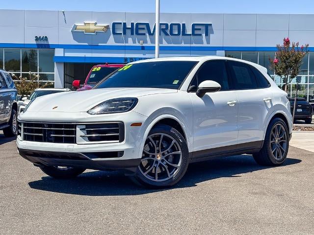 2024 Porsche Cayenne Base