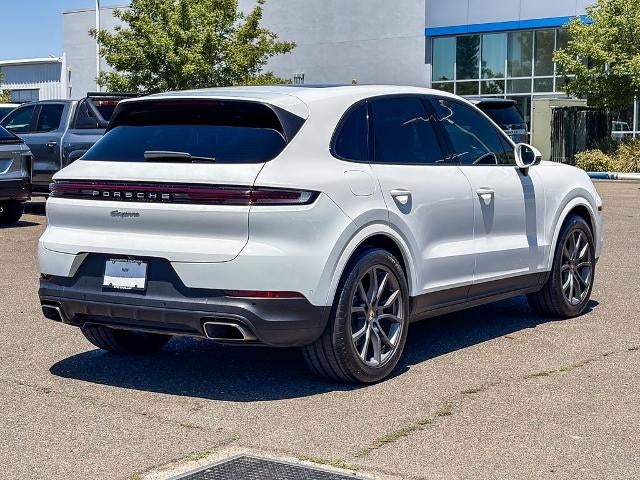 2024 Porsche Cayenne Base