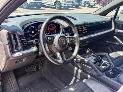 2024 Porsche Cayenne Base