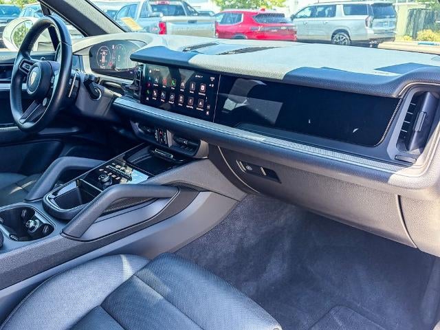 2024 Porsche Cayenne Base