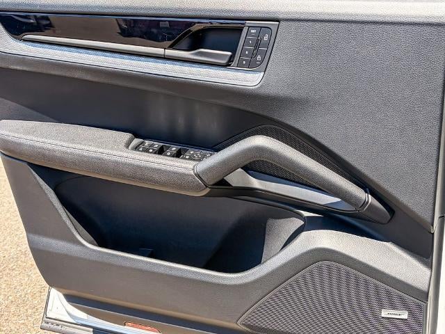 2024 Porsche Cayenne Base