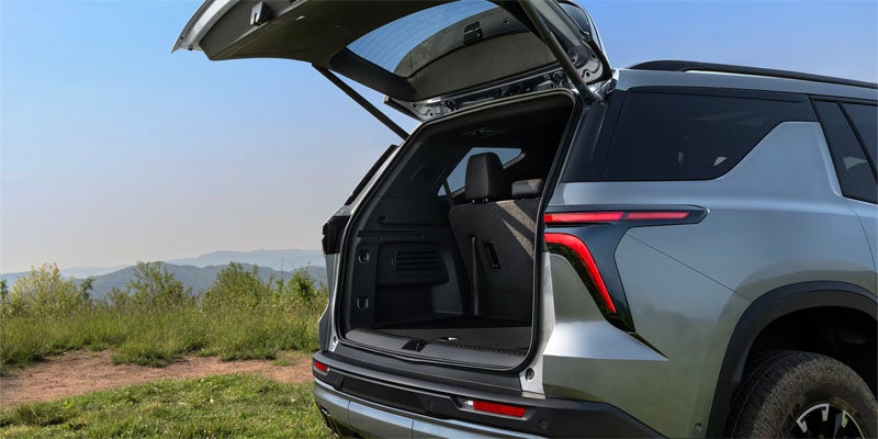 2026 Chevrolet Traverse family SUV with modern design and advanced features